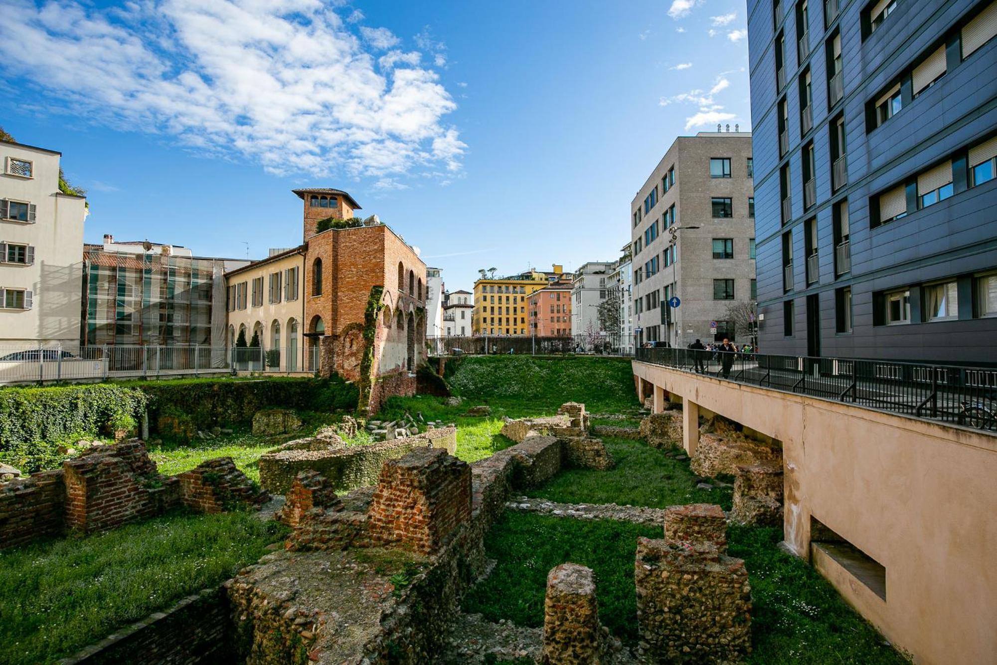 Dream Suites Milano Brisa Meravigli Luaran gambar
